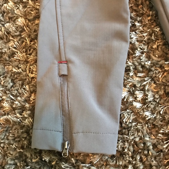 Reebok Women’s Jacket - Picture 3 of 6